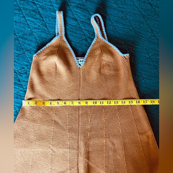 BODEN knit dress with crochet trim - Picture 6 of 9